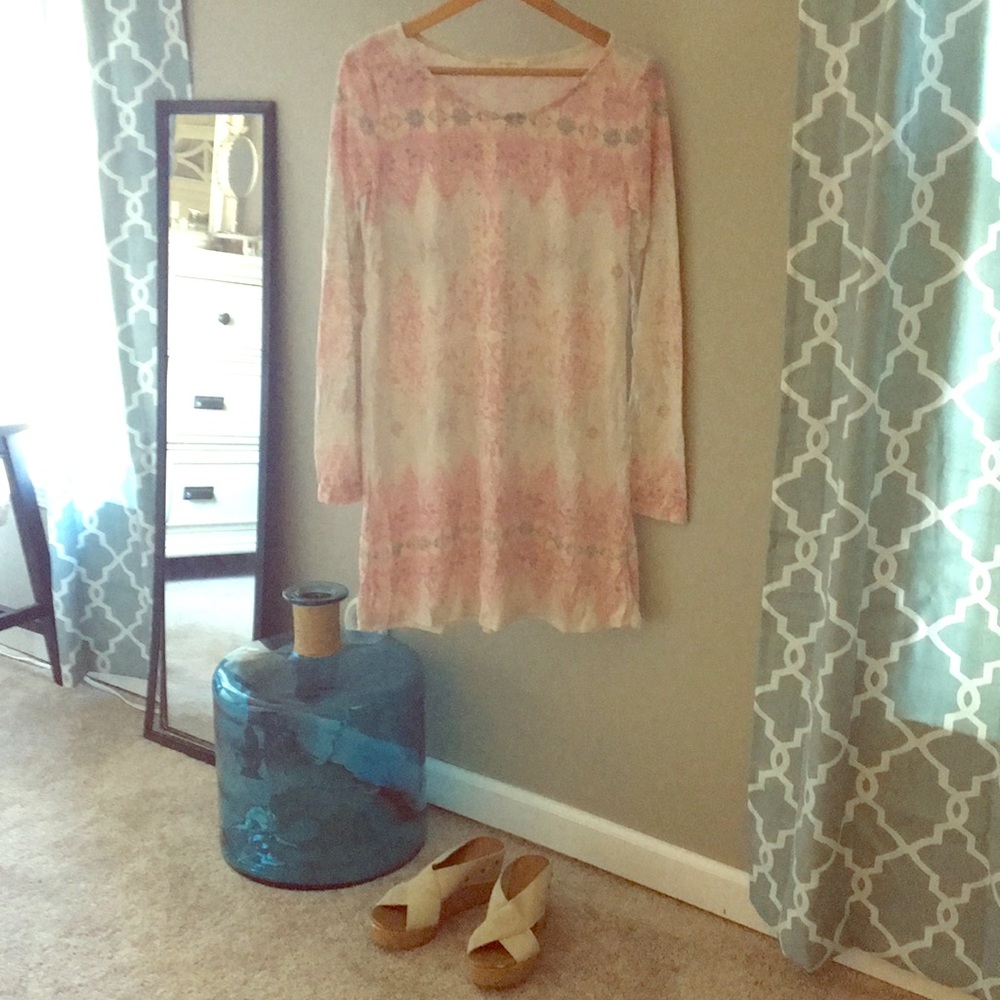 Beautiful nwot tunic/dress by Mon Ami Size S M L